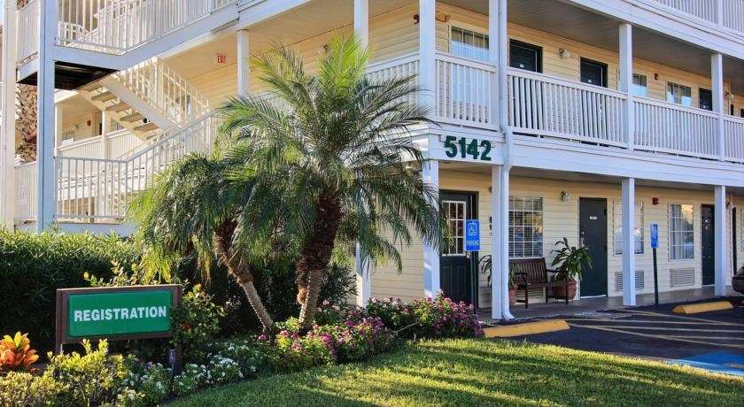 Hotel INTOWN SUITES CORPUS CHRISTI