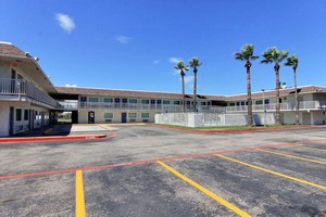 Hotel MOTEL 6 CORPUS CHRISTI EAST - NORTH PADRE ISLAND