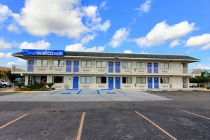 Hotel MOTEL 6 KINGSVILLE TX