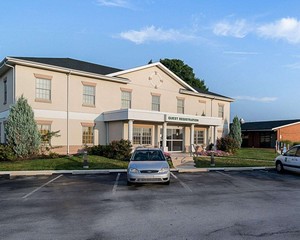 Hotel QUALITY INN & SUITES SKYWAYS