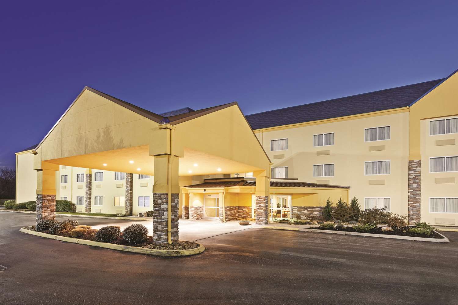 Hotel LA QUINTA INN & SUITES KNOXVILLE AIRPORT