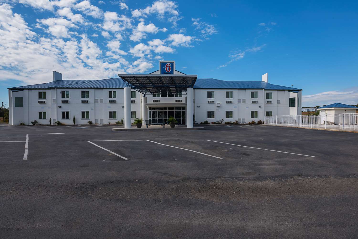 Hotel MOTEL 6 ATHENS