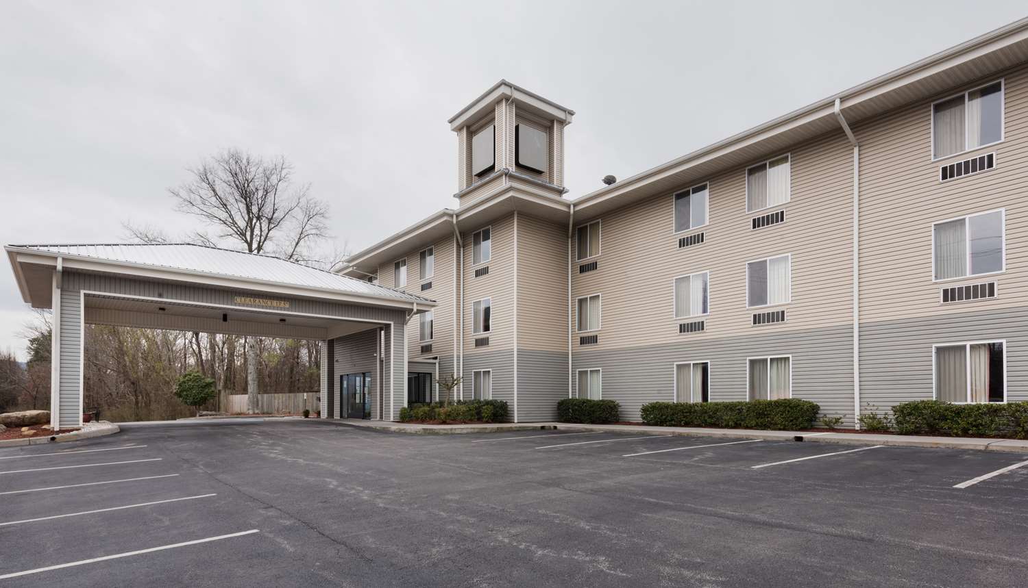 Hotel RED ROOF INN ETOWAH - ATHENS, TN