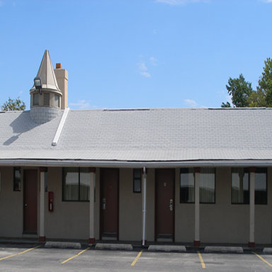 Hotel RED CARPET INN BROOKLAWN