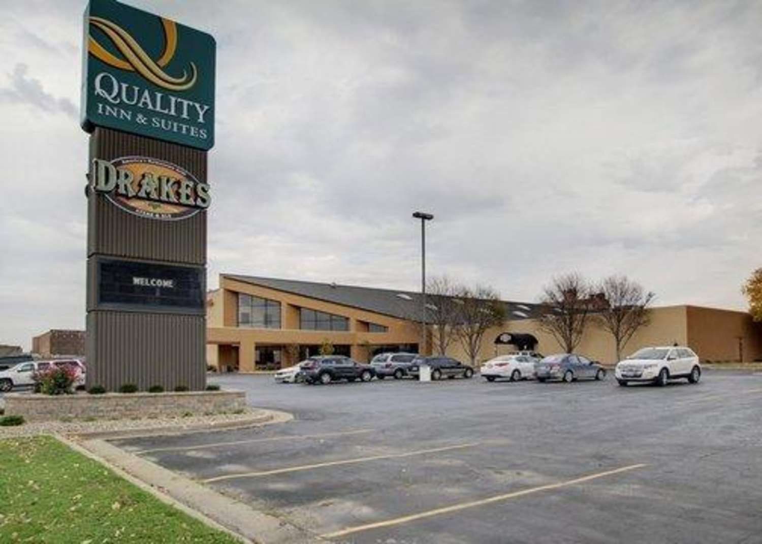 Hotel QUALITY INN & SUITES QUINCY