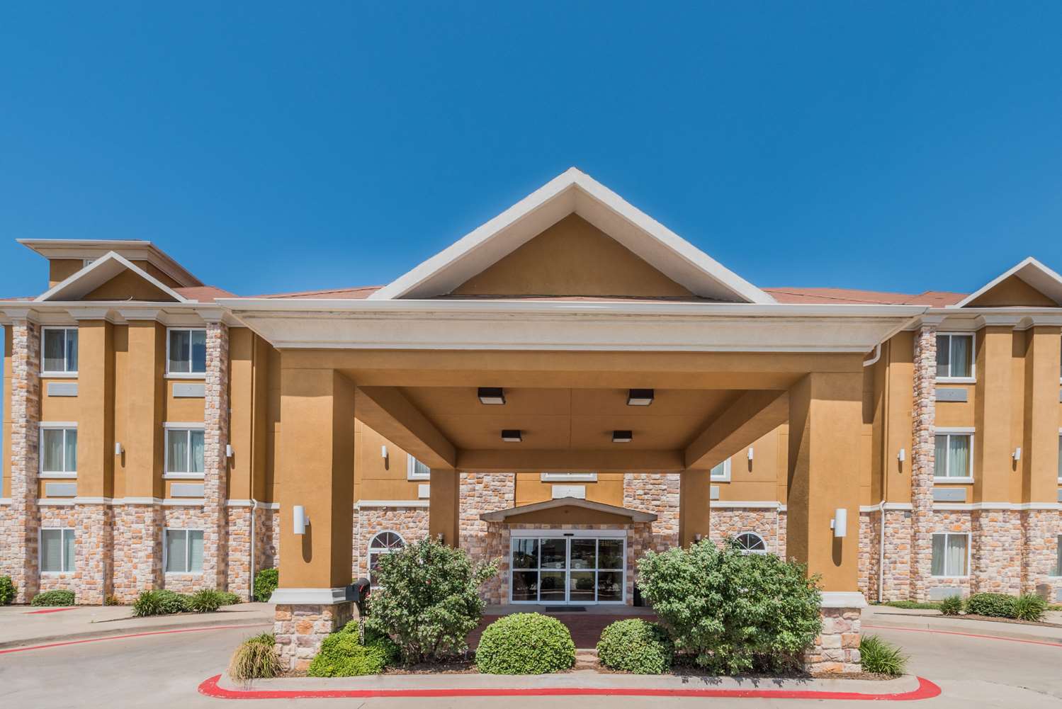 Hotel DAYS INN & SUITES CLEBURNE TX