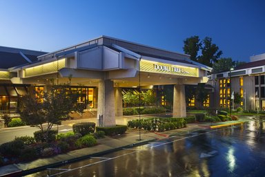 Hotel DOUBLETREE BY HILTON SACRAMENTO