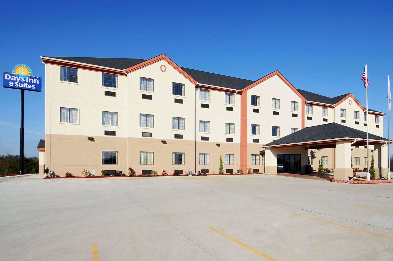 Hotel DAYS INN & SUITES MCALESTER