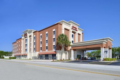 Hotel HAMPTON INN - SUITES  CAPE CORAL-FORT MYERS AREA FL