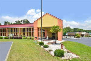 Hotel AMERICAS BEST VALUE INN HINESVILLE