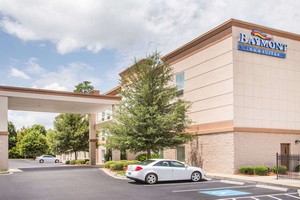 Hotel BAYMONT INN & SUITES SAVANNAH SOUTH