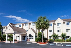Hotel MICROTEL INN & SUITES BY WYNDHAM BRUNSWICK NORTH