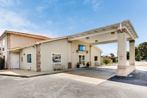Hotel MOTEL 6  HINESVILLE, GA