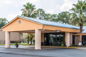 Hotel QUALITY INN HINESVILLE - FORT STEWART AREA