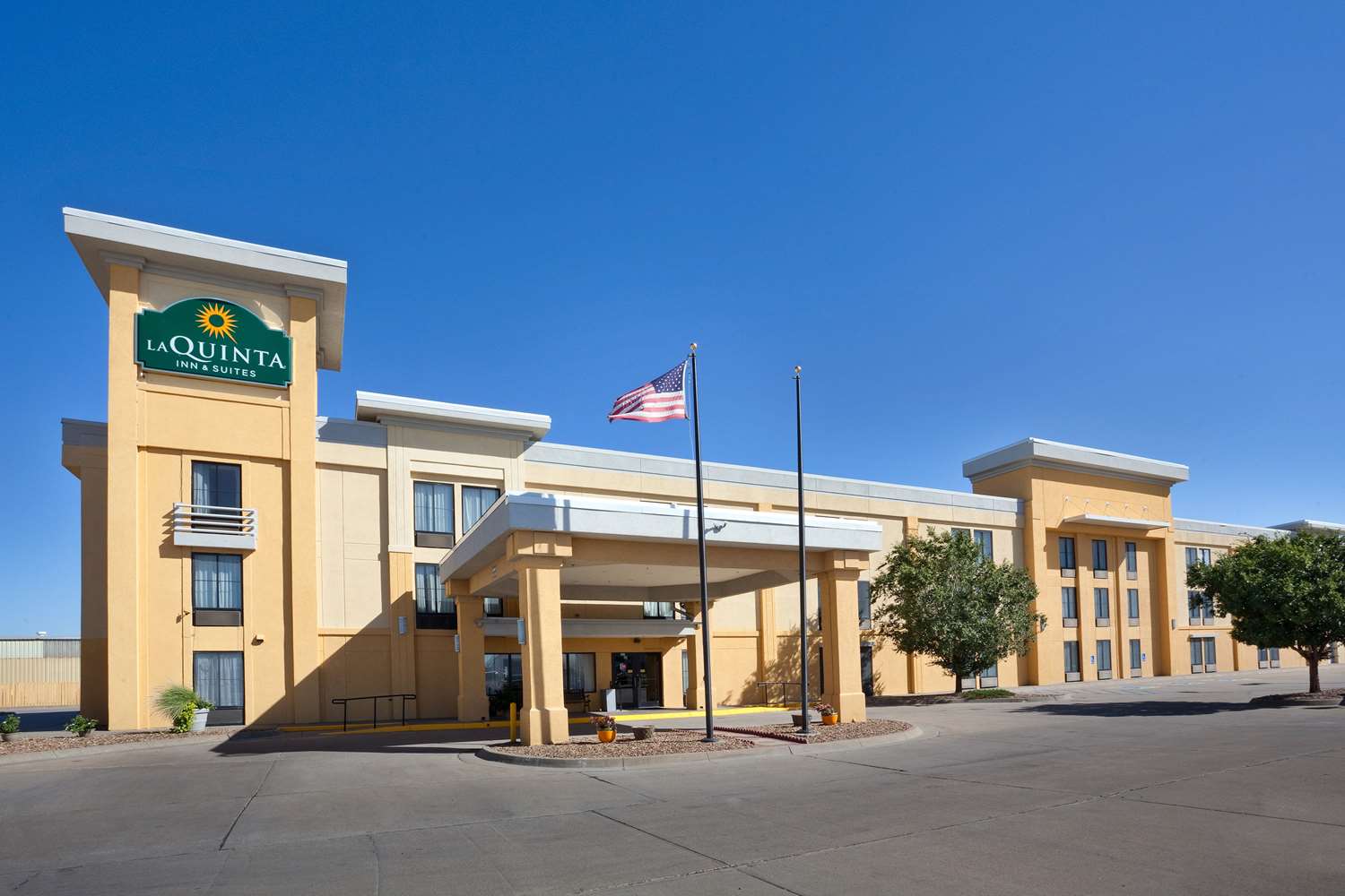 Hotel LA QUINTA INN & SUITES SALINA