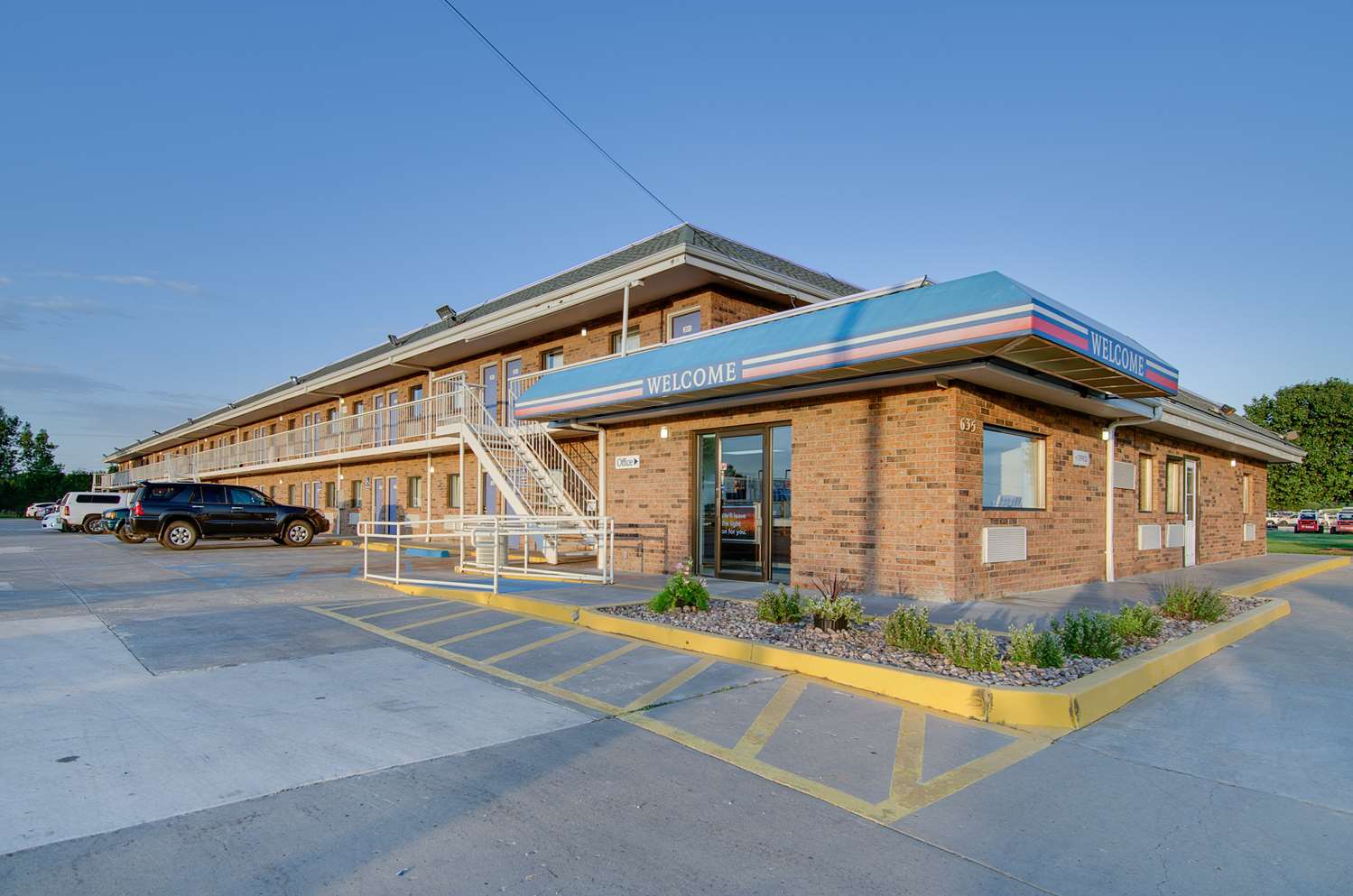 Hotel MOTEL 6 SALINA KS