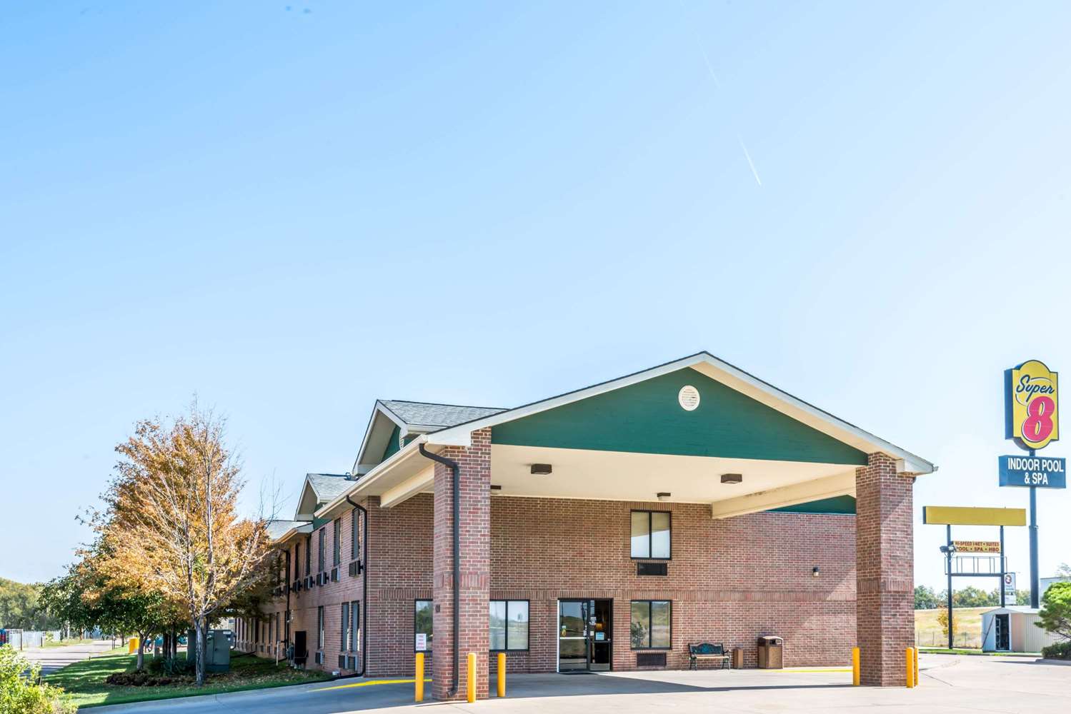 Hotel SUPER 8 SALINA I-70
