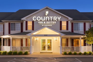 Hotel COUNTRY INN & SUITES BY RADISSON, NEVADA, MO