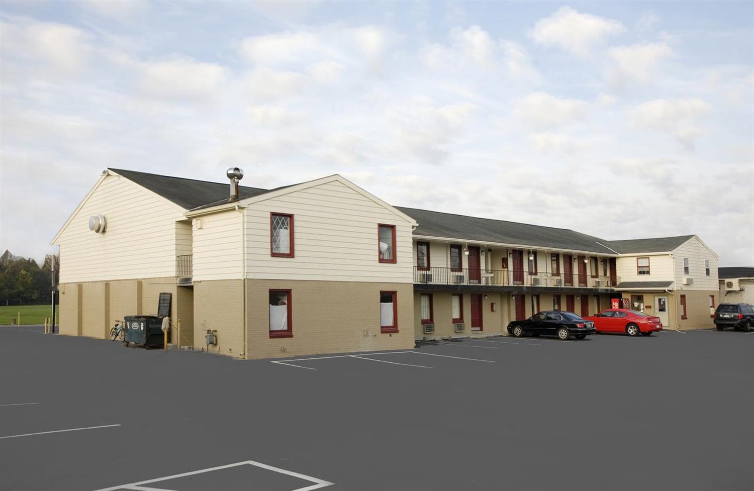 Hotel AMERICAS BEST VALUE INN LANCASTER