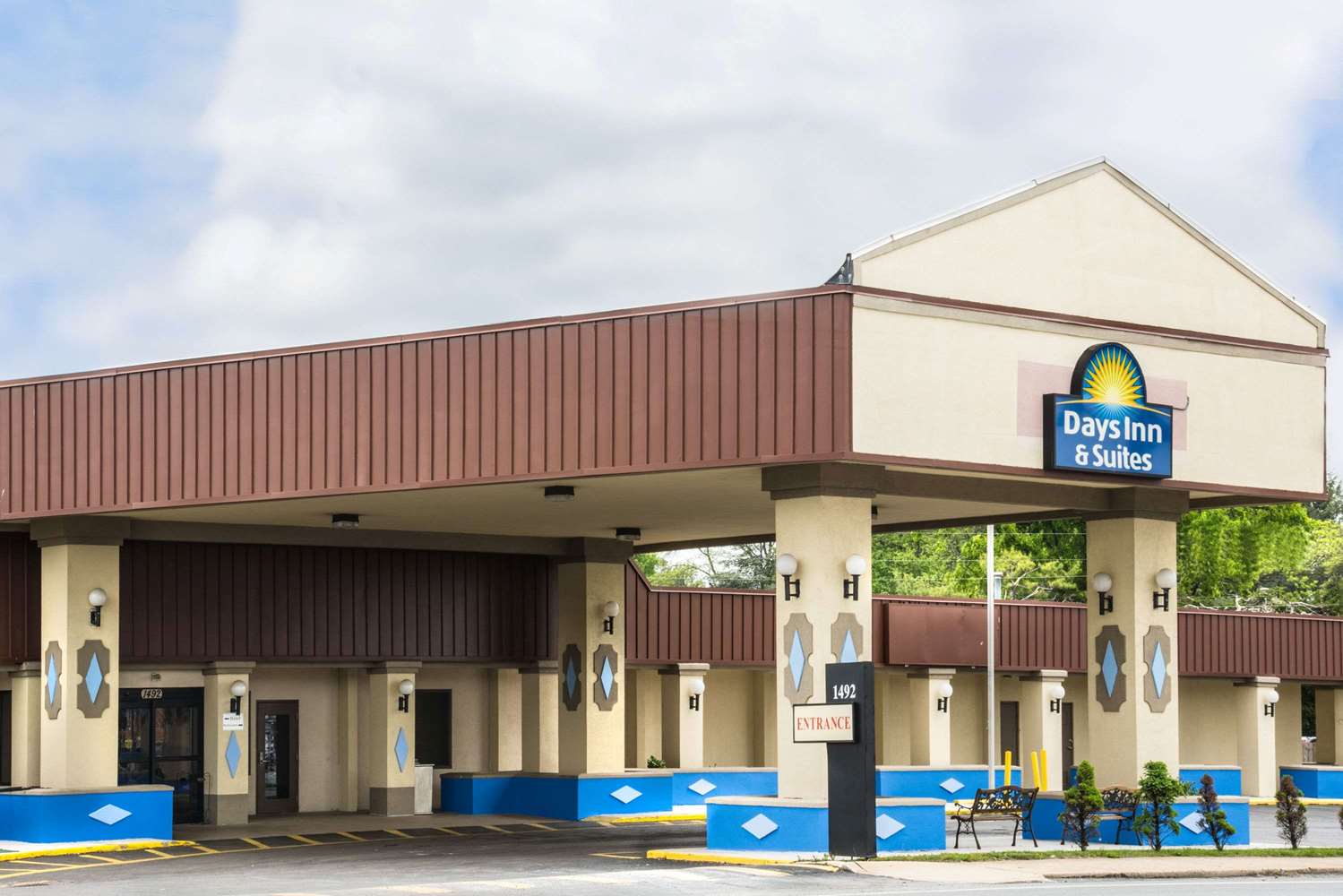 Hotel DAYS INN & SUITES BY WYNDHAM LANCASTER
