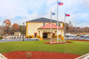 Hotel COMFORT INN & SUITES