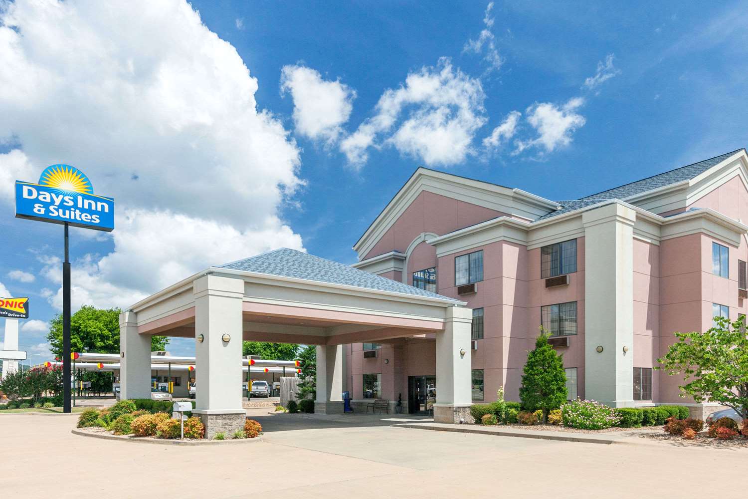 Hotel DAYS INN & SUITES POTEAU