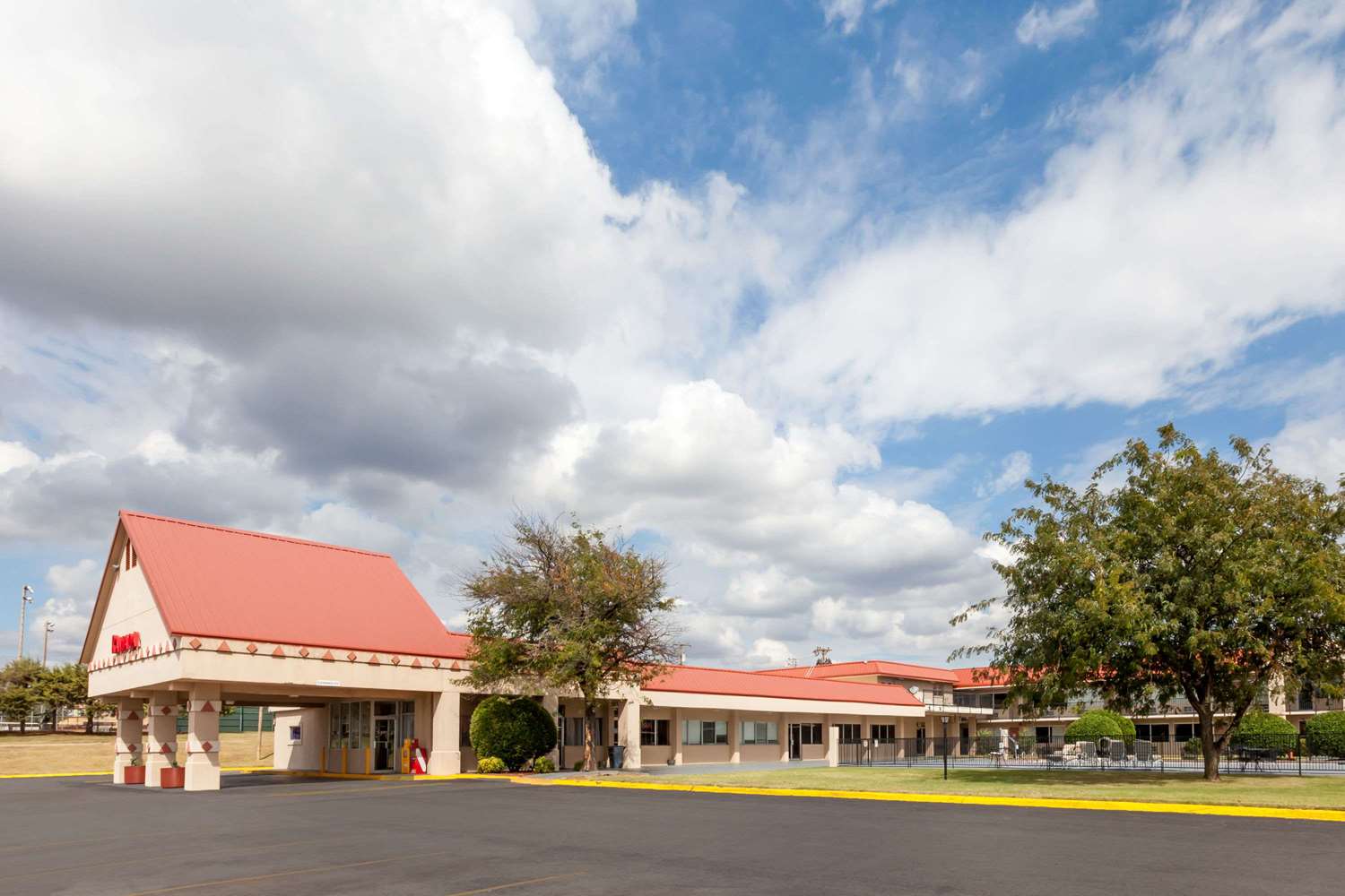 Hotel RAMADA CLINTON
