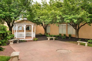 Hotel DAYS HOTEL BY WYNDHAM ALLENTOWN AIRPORT / LEHIGH VALLEY