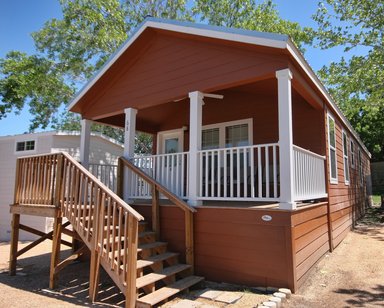 Hotel HILL COUNTRY COTTAGE AND RV RE