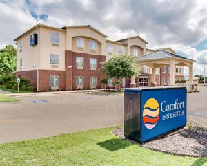 Hotel COMFORT INN & SUITES