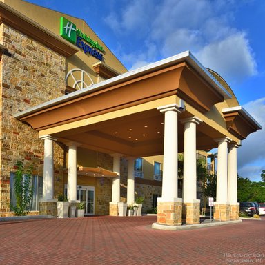 Hotel HOLIDAY INN EXPRESS & SUITES FREDERICKSBURG