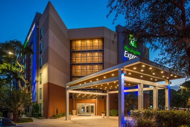 Hotel HOLIDAY INN EXPRESS & SUITES SAN ANTONIO MEDICAL CTR NORTH 