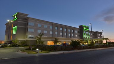 Hotel HOLIDAY INN & SUITES SAN ANTONIO NORTHWEST