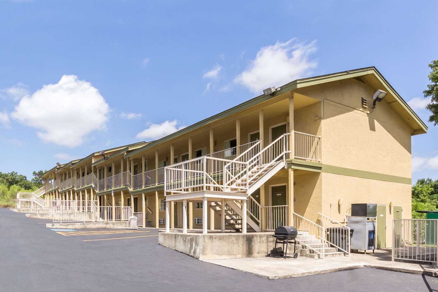 Hotel RODEWAY INN AT SIX FLAGS