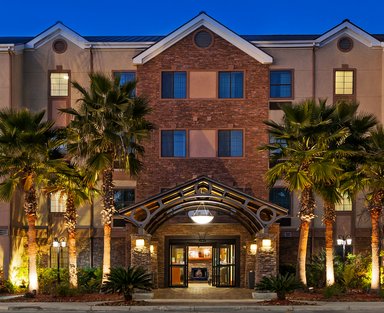 Hotel STAYBRIDGE SUITES NW NEAR SIX FLAGS FIESTA 