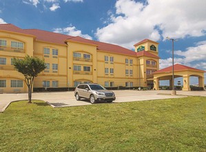 Hotel LA QUINTA INN & SUITES BRIDGEPORT