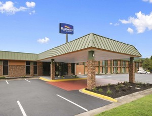 Hotel BAYMONT INN & SUITES SALEM ROANOKE AREA