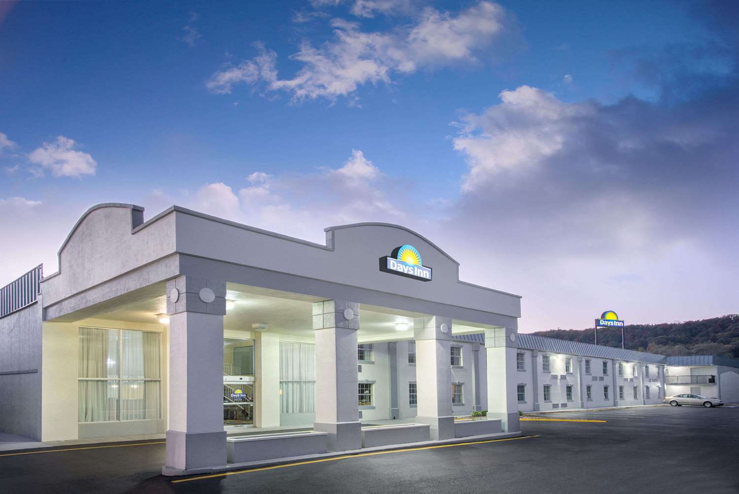 Hotel DAYS INN ROANOKE NEAR I-81