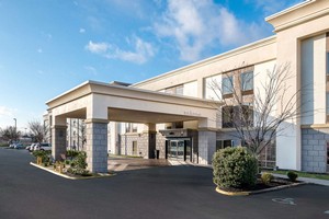 Hotel HAMPTON INN ROANOKE-HOLLINS-I-81