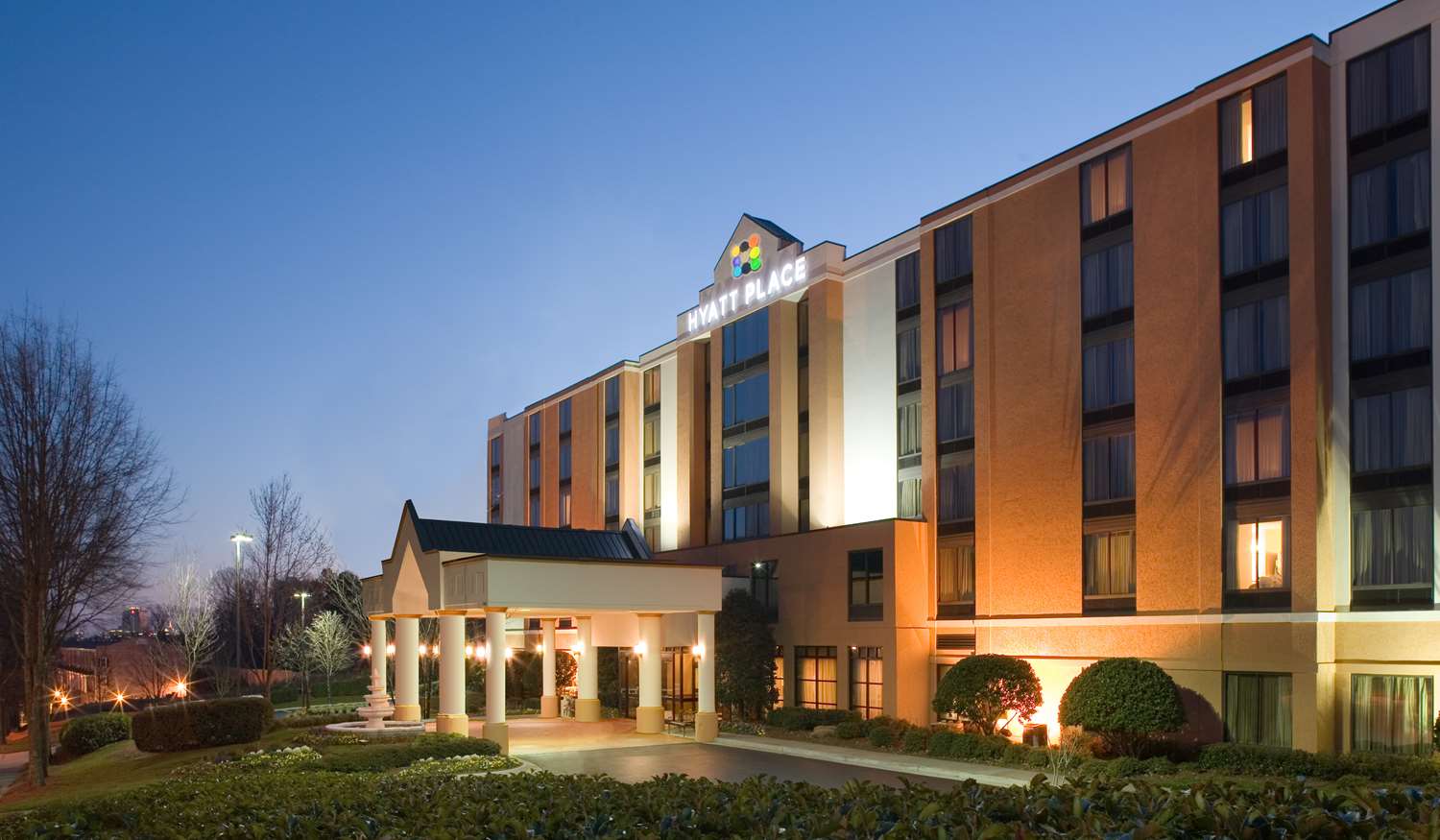 Hotel HYATT PLACE ROA ARPT VALLEY VW MALL
