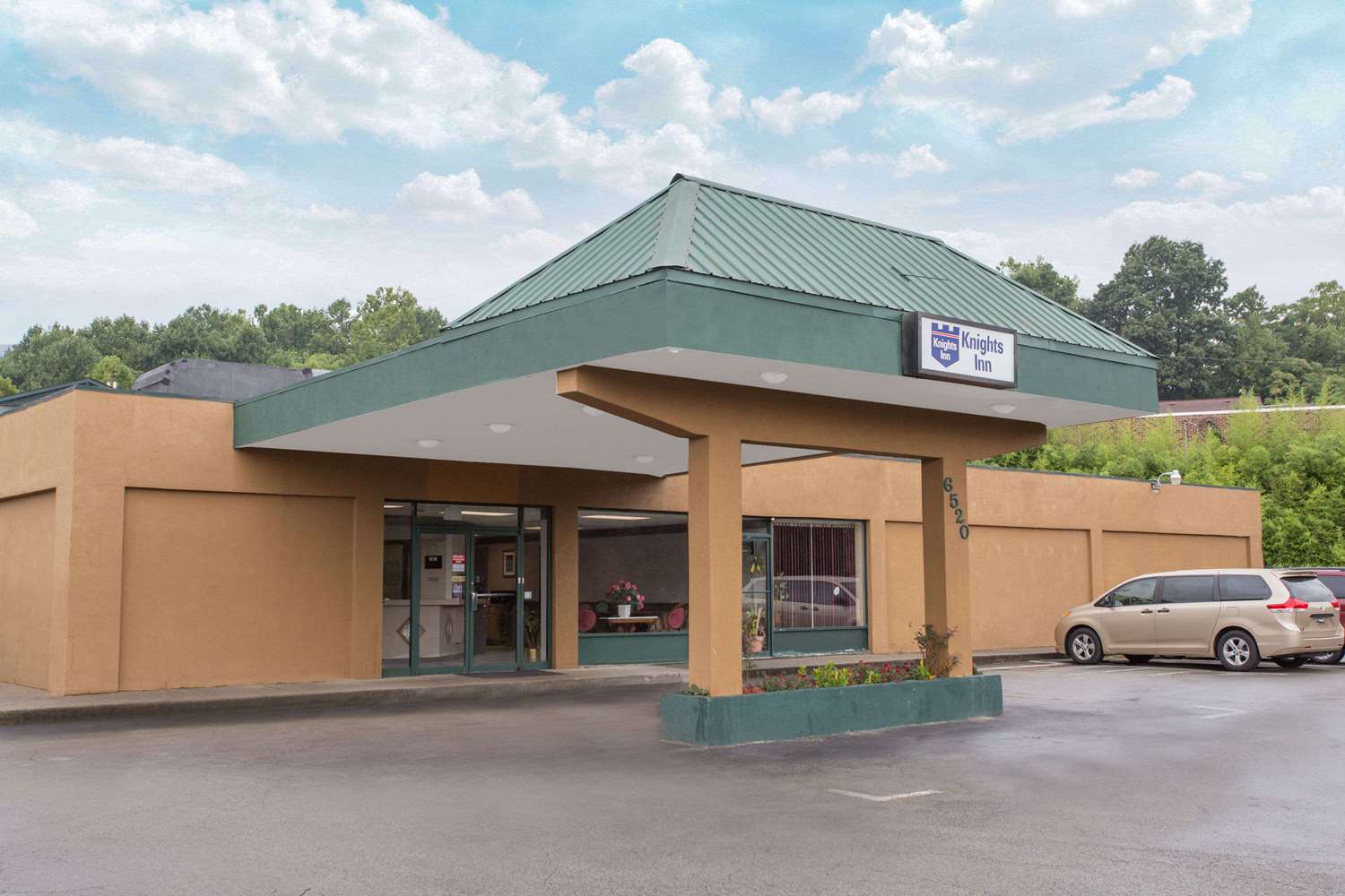 Hotel KNIGHTS INN ROANOKE