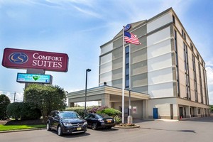 Hotel COMFORT SUITES AT WOODBRIDGE