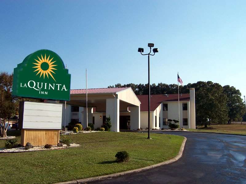 Hotel LA QUINTA INN EL DORADO