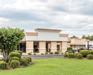 Hotel QUALITY INN SOUTH