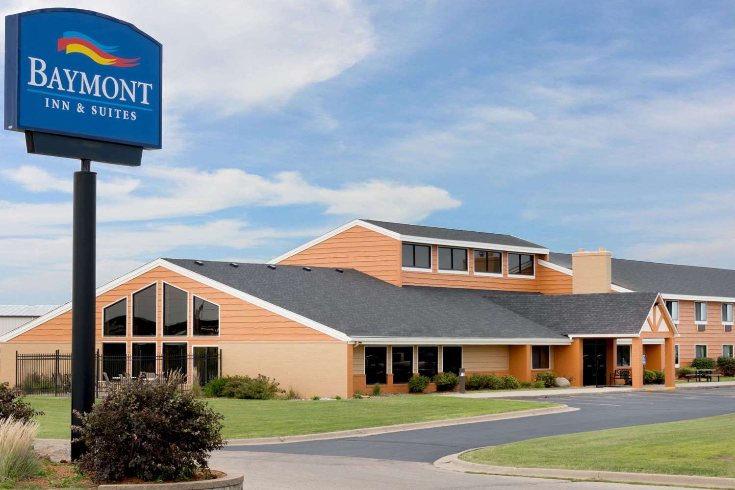 Hotel BAYMONT BY WYNDHAM MARSHALLTOWN
