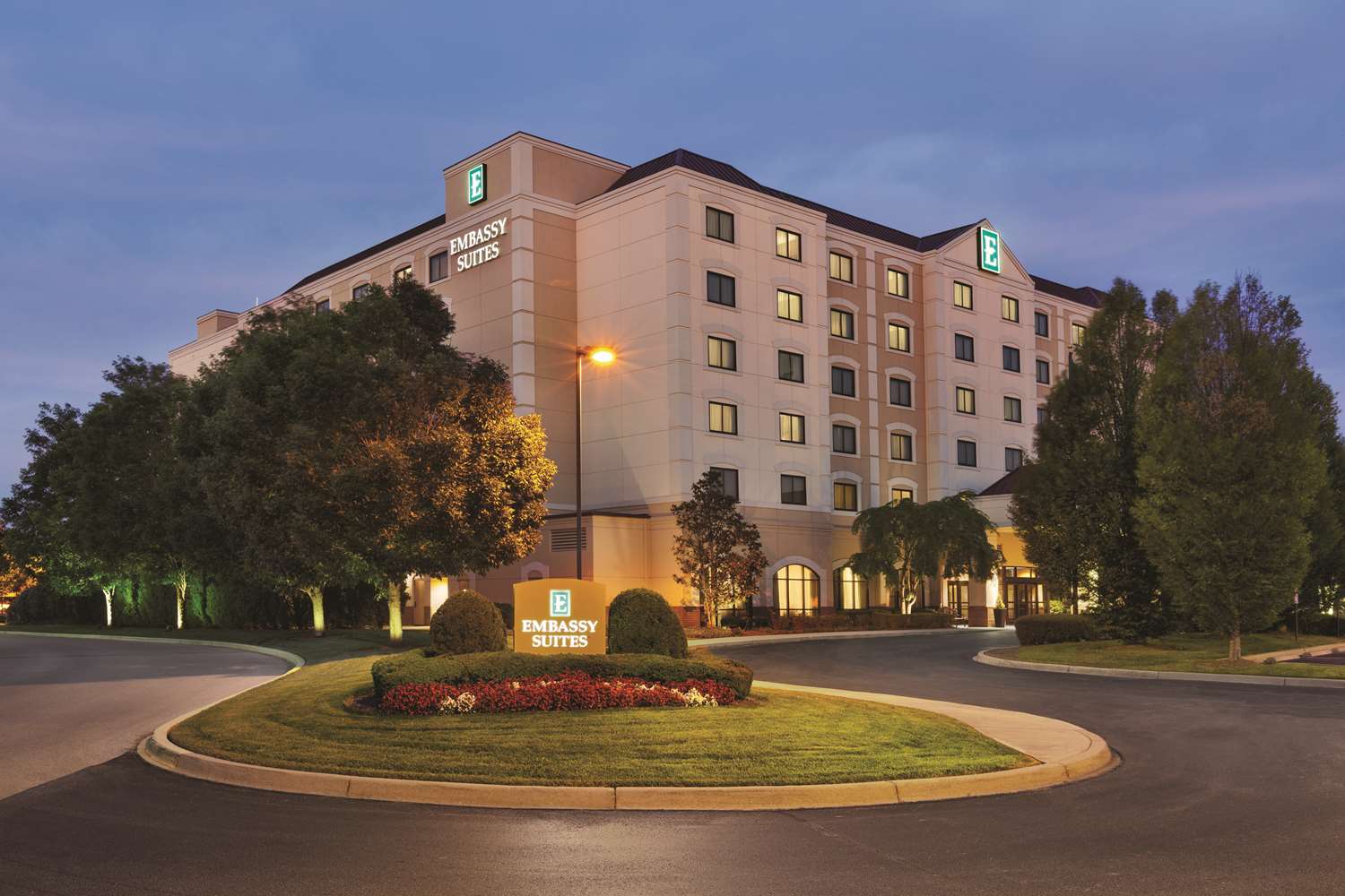 Hotel EMBASSY SUITES BY HILTON LOUISVILLE EAST