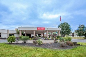 Hotel RAMADA LOUISVILLE NORTH