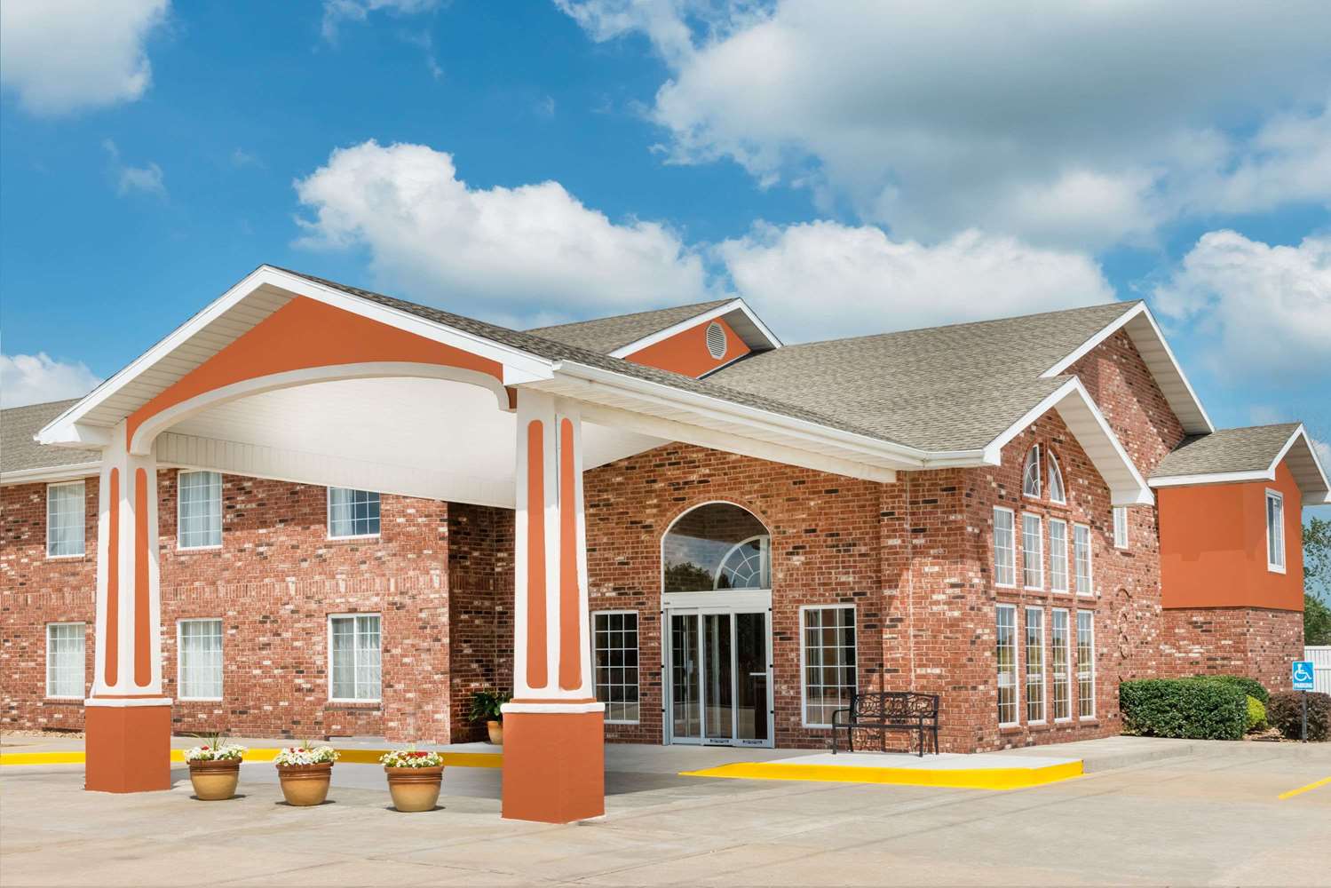 Hotel SUPER 8 BY WYNDHAM BOLIVAR