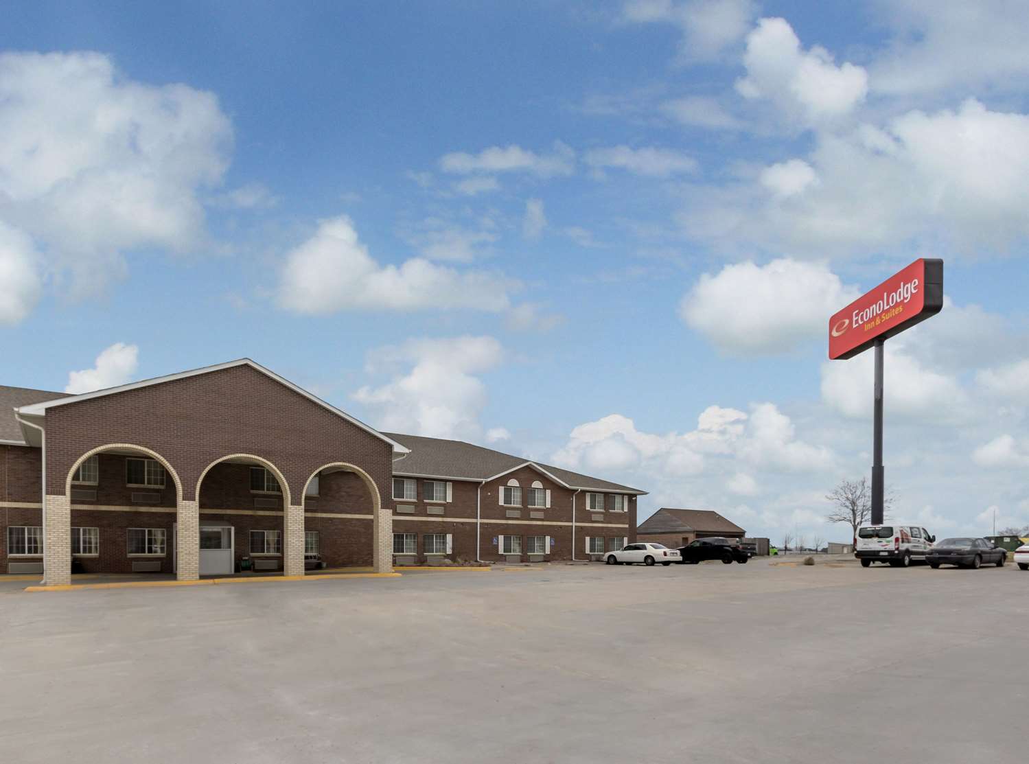Hotel ECONO LODGE INN & SUITES WEST
