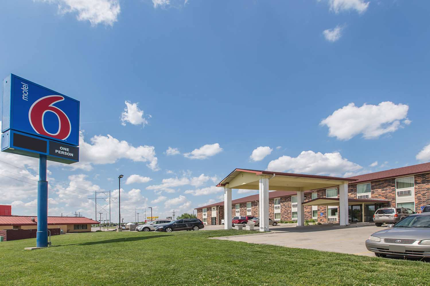 Hotel MOTEL 6 OMAHA CENTRAL
